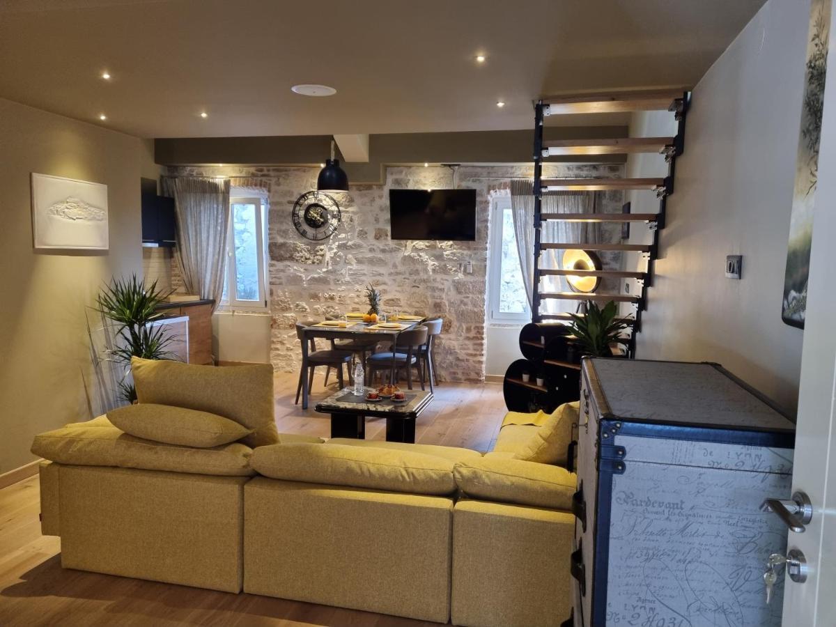 ˇdcˇ Modern Apartment Near The Church Rovinj Eksteriør billede